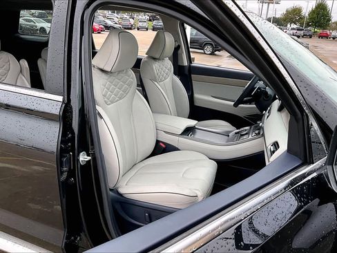 Used 2021 Hyundai Palisade Limited image 8