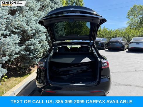Used 2023 Tesla Model Y Long Range AWD/4WD image 29