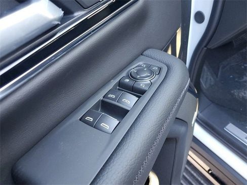 New 2026 GMC Yukon XL Denali image 18