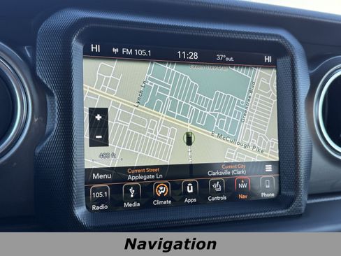 Used 2018 Jeep Wrangler Unlimited Sahara image 5