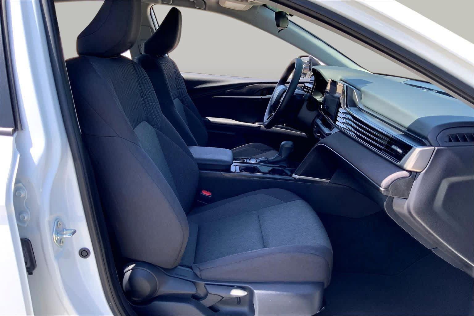 Used 2026 Toyota Camry LE FWD image 9