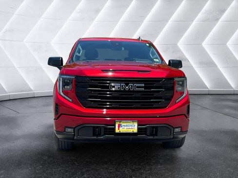 Used 2024 GMC Sierra 1500 Elevation AWD/4WD image 9