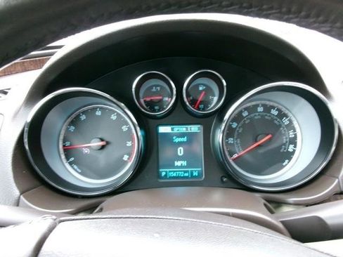 Used 2013 Buick Regal Premium FWD image 8