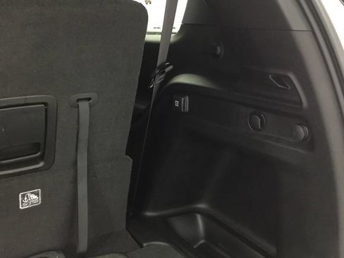 Used 2023 Jeep Grand Cherokee L Laredo AWD/4WD image 36