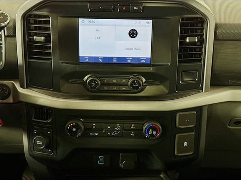 Used 2023 Ford F150 XLT image 32