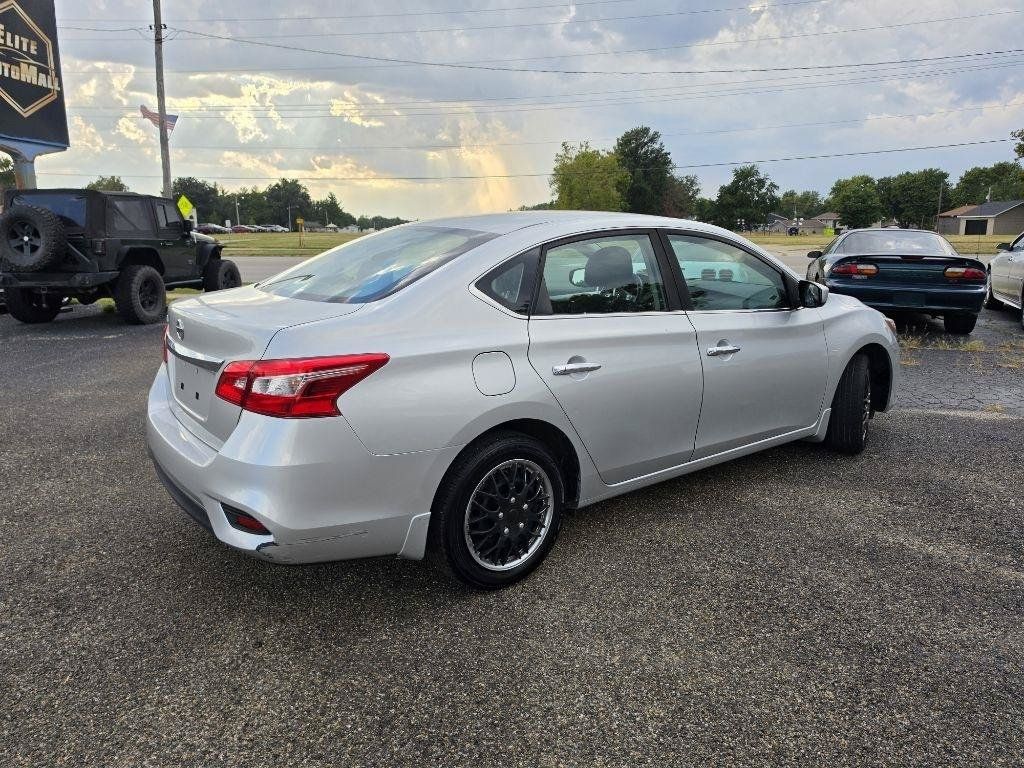Used 2019 Nissan Sentra S FWD image 2
