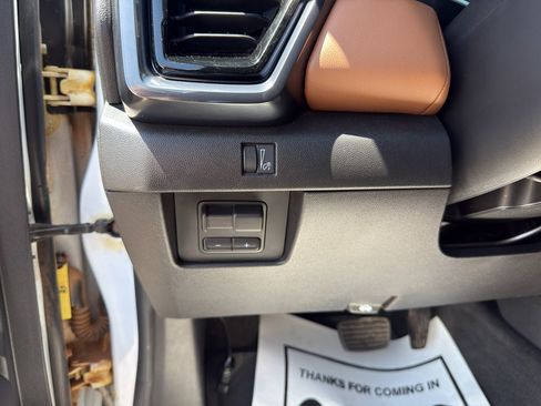 Certified 2024 GMC Canyon AT4 AWD/4WD image 17