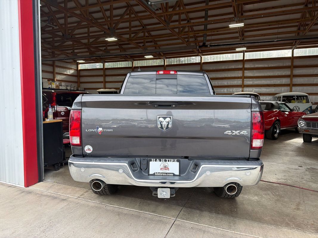 Used 2015 RAM 1500 Lone Star AWD/4WD image 9