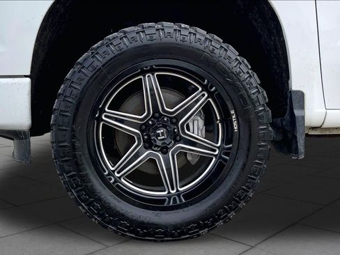 Used 2023 Chevrolet Silverado 1500 Custom RWD image 11