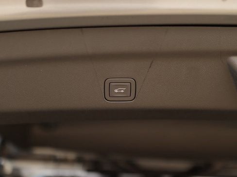 New 2026 GMC Yukon XL Elevation image 34