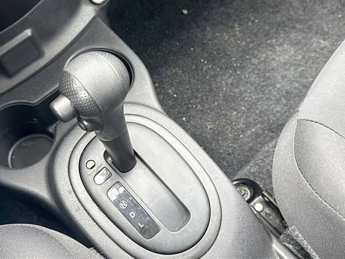Used 2018 Nissan Versa S Plus FWD image 19