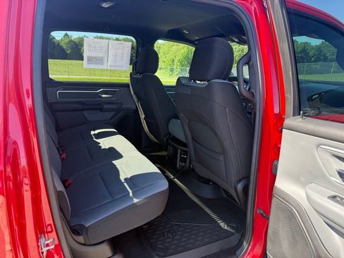 Used 2022 RAM 1500 Big Horn AWD/4WD image 16