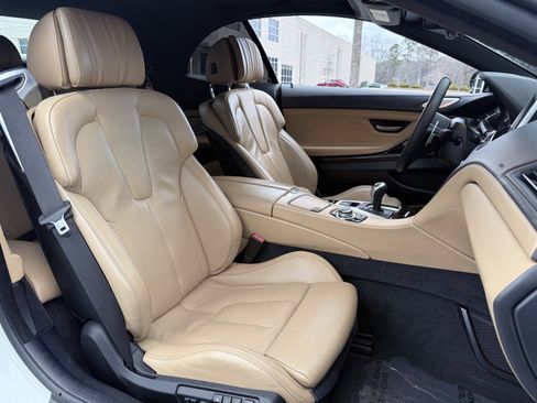 Used 2013 BMW M6 Base image 37