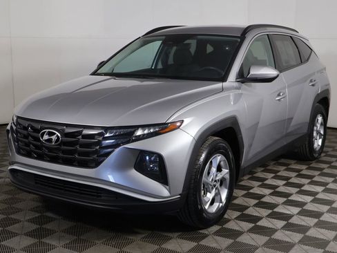 Used 2023 Hyundai Tucson SEL FWD image 7