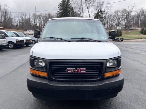 Used 2017 GMC Savana 2500 w/ Door Trim Panel Package image 2