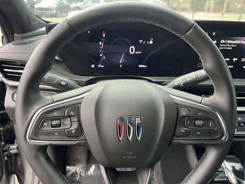 Used 2024 Buick Envista Sport Touring w/ Convenience I Package image 14