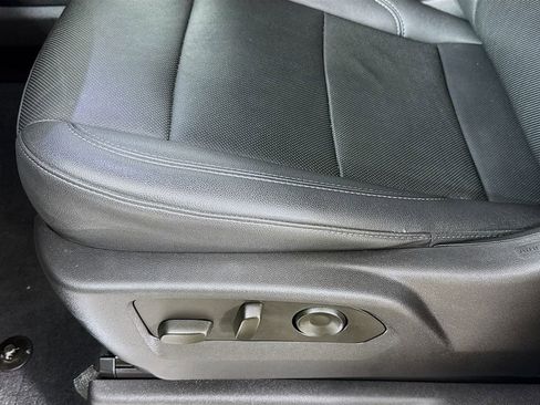 Used 2023 GMC Sierra 1500 SLT w/ SLT Premium Plus Package image 19