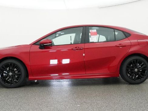 New 2026 Toyota Camry SE FWD image 19