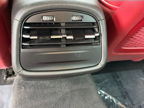 Used 2022 Maserati Ghibli Modena Q4 AWD/4WD image 19