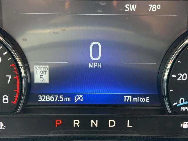 Used 2023 Ford Explorer XLT w/ Equipment Group 202A AWD/4WD image 33