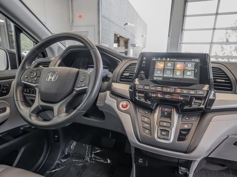 Used 2024 Honda Odyssey EX-L image 19