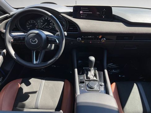 Used 2025 MAZDA MAZDA3 Carbon w/ Appearance Package image 10