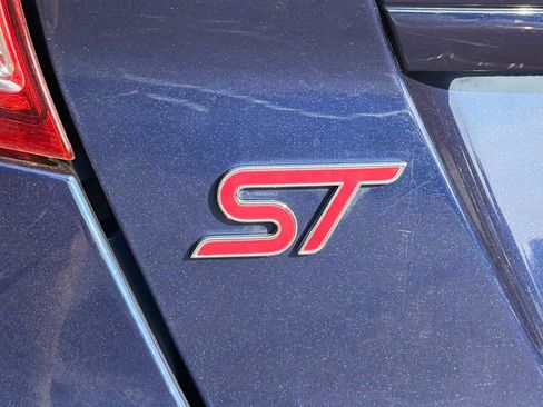 Used 2016 Ford Fiesta ST FWD image 12