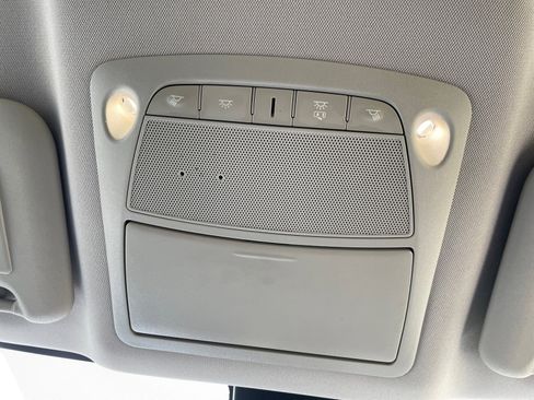 Used 2021 Nissan Rogue Sport SV image 26