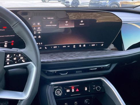 Certified 2025 Audi Q5 Premium w/ Convenience Package image 6