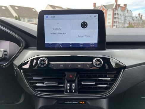 Certified 2025 Ford Escape Active image 21