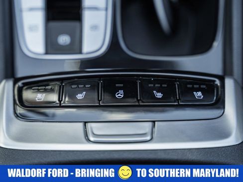 Used 2024 Hyundai Santa Cruz Limited AWD/4WD image 98
