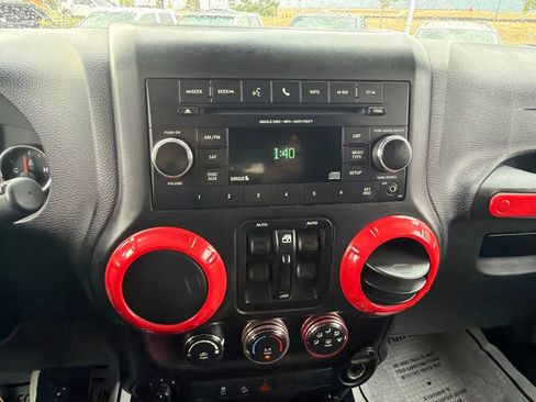 Used 2016 Jeep Wrangler Unlimited Sport w/ Quick Order Package 24S AWD/4WD image 29