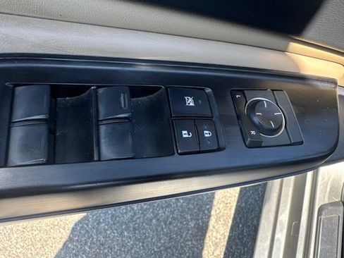 Used 2019 Lexus ES 300h w/ Accessory Package 2 FWD image 14
