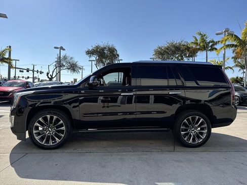 Used 2019 Cadillac Escalade Platinum w/ Escalade Sport Edition AWD/4WD image 27
