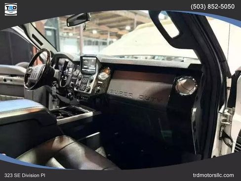 Used 2013 Ford F250 Platinum w/ FX4 Off Road Pkg image 15