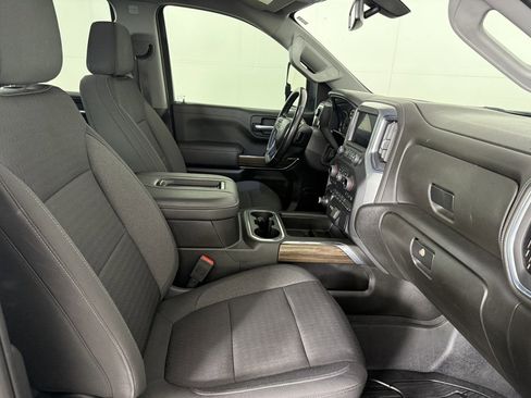 Used 2022 Chevrolet Silverado 1500 RST image 10