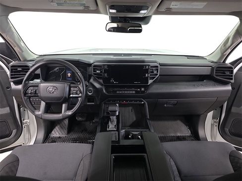 Used 2024 Toyota Tundra SR image 9