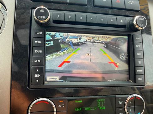 Used 2014 Ford Expedition Limited w/ Equipment Group 301A AWD/4WD image 34