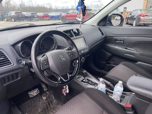 Used 2019 Mitsubishi Outlander Sport ES image 6