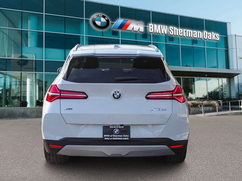 Used 2025 BMW X3 xDrive30i w/ Convenience Package image 5
