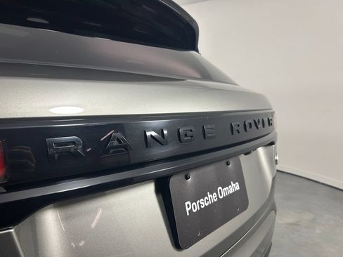 Used 2021 Land Rover Range Rover Velar R-Dynamic HSE AWD/4WD image 12
