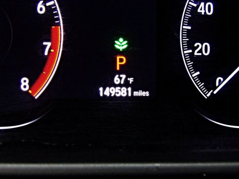 Used 2018 Honda Accord Touring image 14