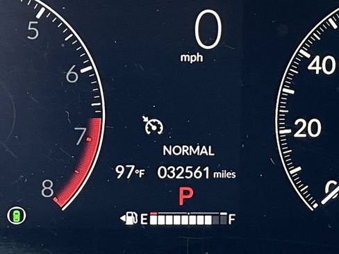 Used 2024 Honda HR-V LX image 14