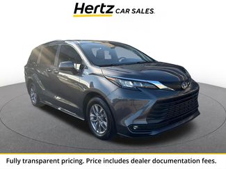 Used 2025 Toyota Sienna XLE FWD video 1