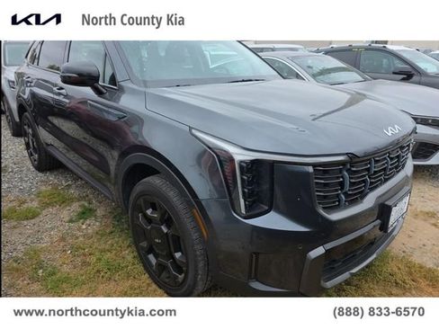 Certified 2024 Kia Sorento X-Line EX AWD/4WD image 1