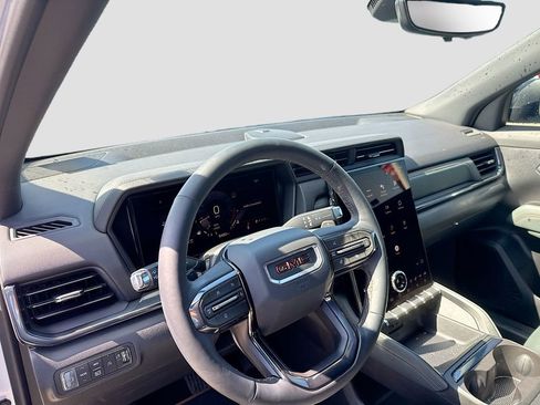 Used 2026 GMC Terrain AT4 w/ Convenience Package III image 11