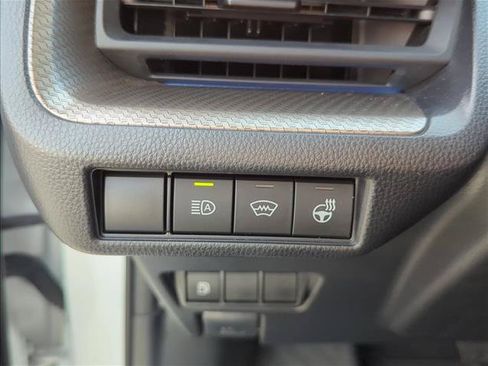 Certified 2025 Toyota Prius XLE FWD image 10