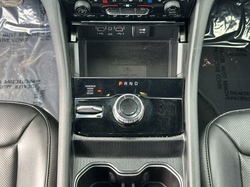 Used 2024 Jeep Grand Cherokee L Limited w/ Luxury Tech Group II AWD/4WD image 18