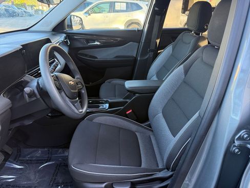 Used 2025 Chevrolet TrailBlazer LT image 23