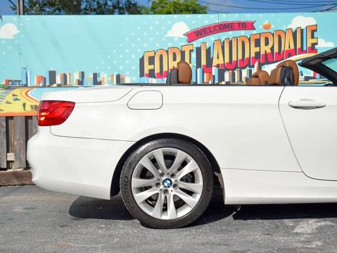 Used 2012 BMW 328i Convertible RWD image 28